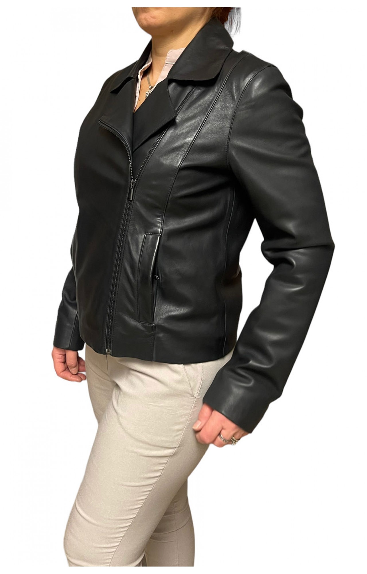 AROMA-BLACK WOMENS SHORT LEATHER BIKER