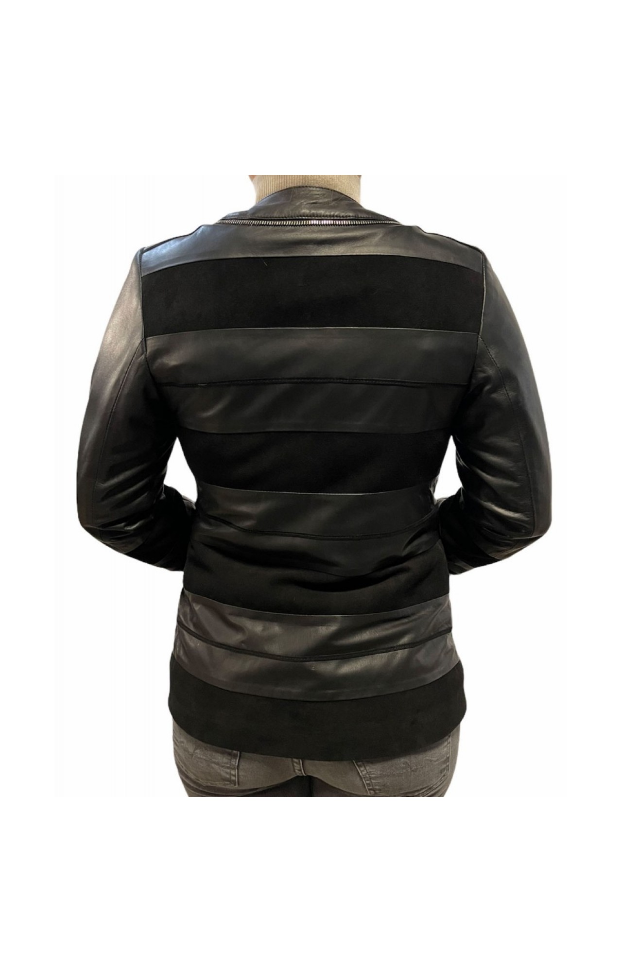 V-83 WOMENS LEATHER CHANEL BLACK