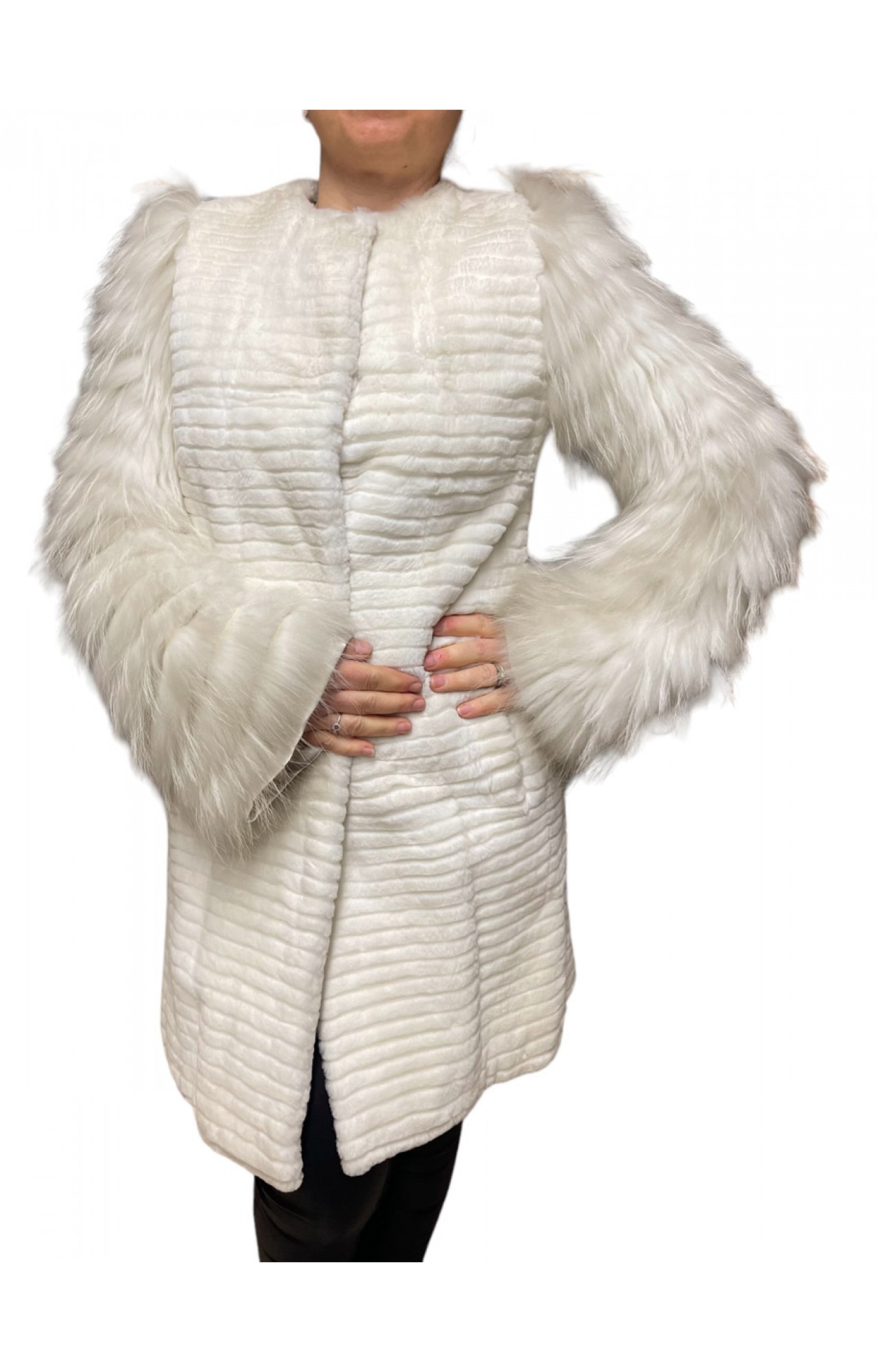 MD2136 WOMENS REX FUR WHITE
