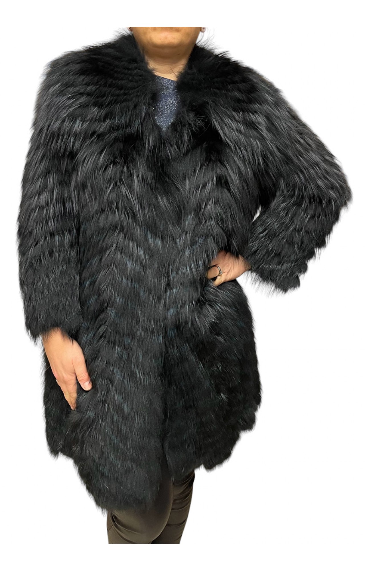 1122A WOMENS BLACK FOX FUR