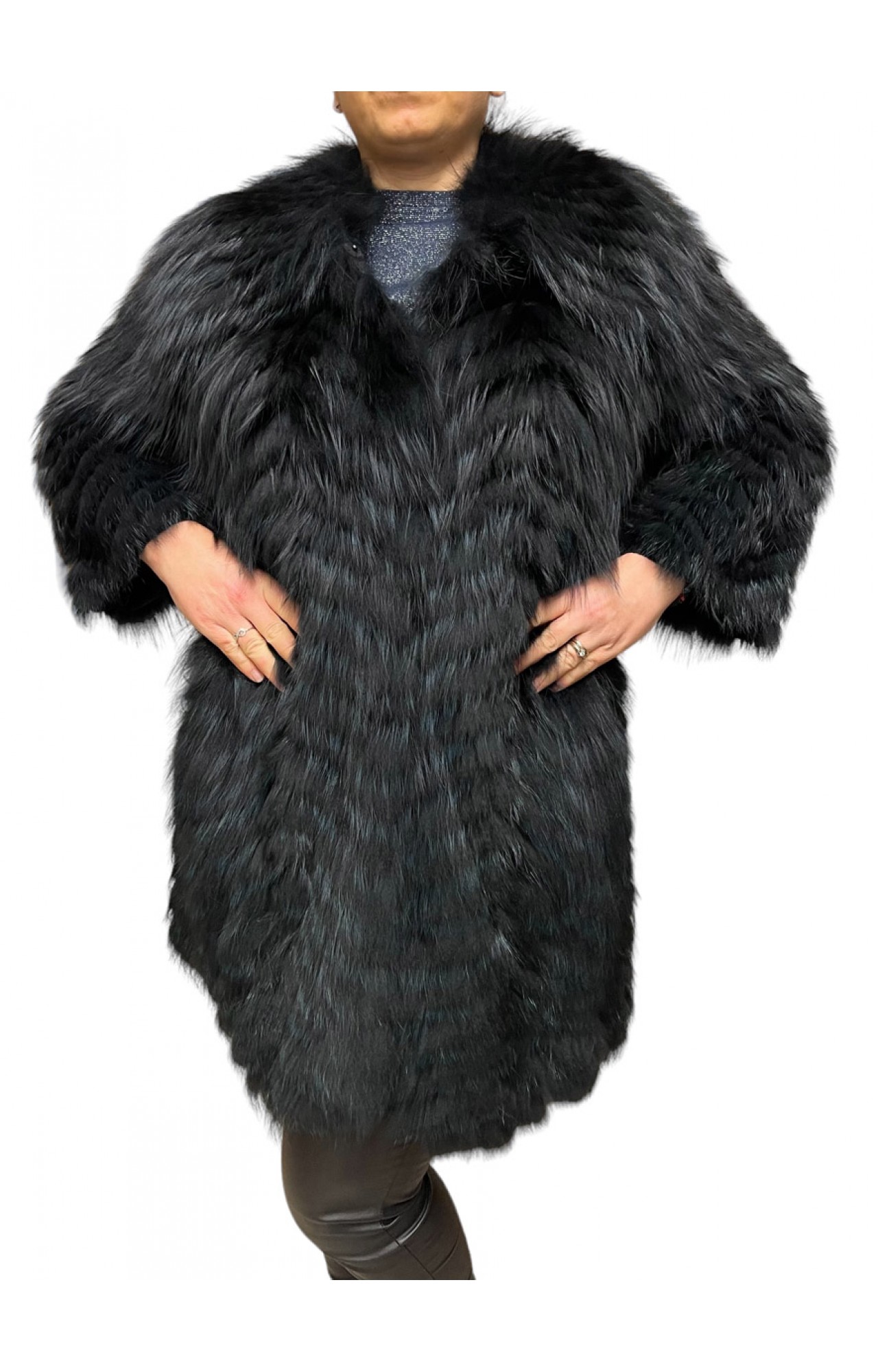 1122A WOMENS BLACK FOX FUR