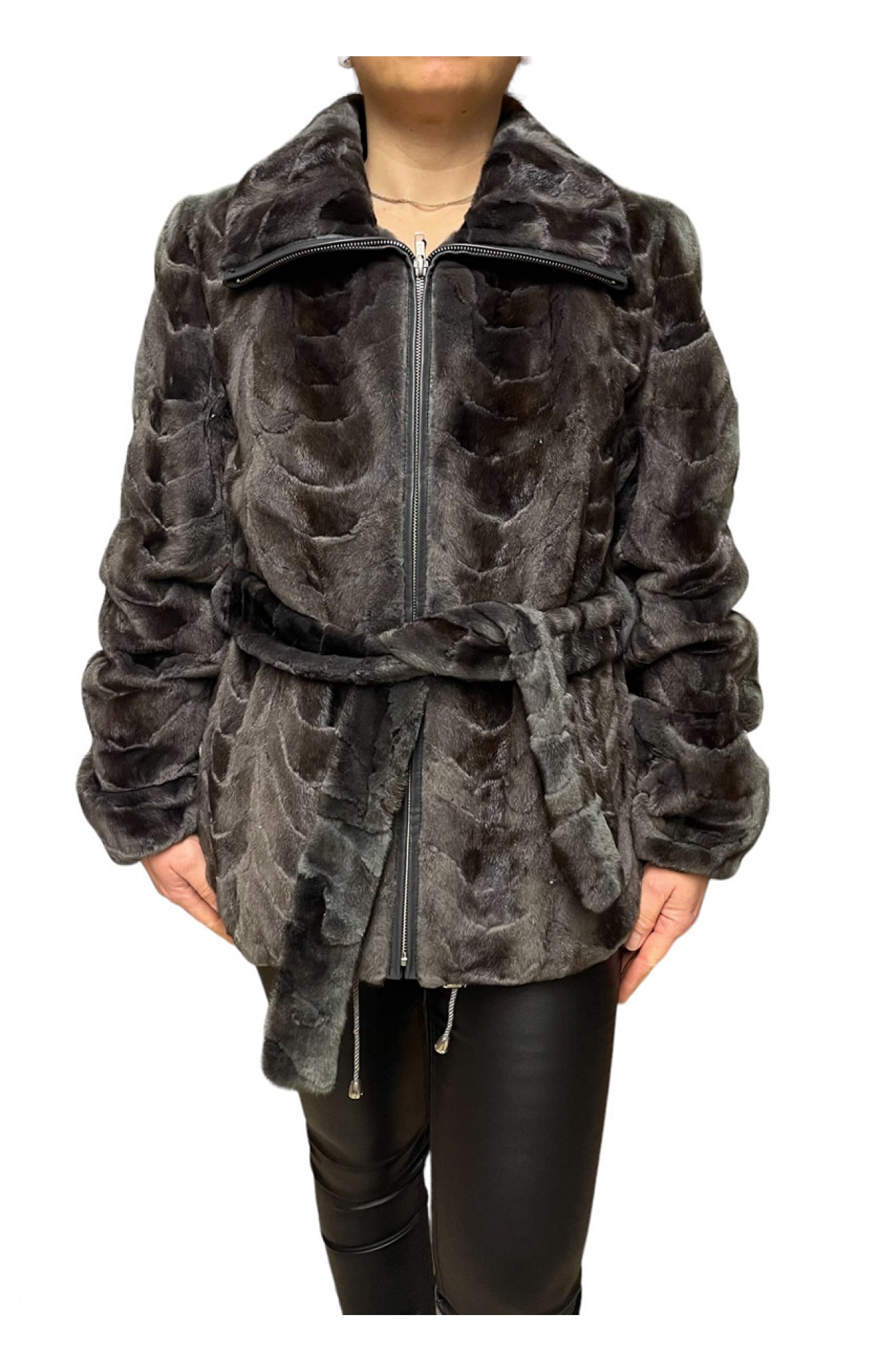 Q-CL48 WOMENS GREY MINK FUR